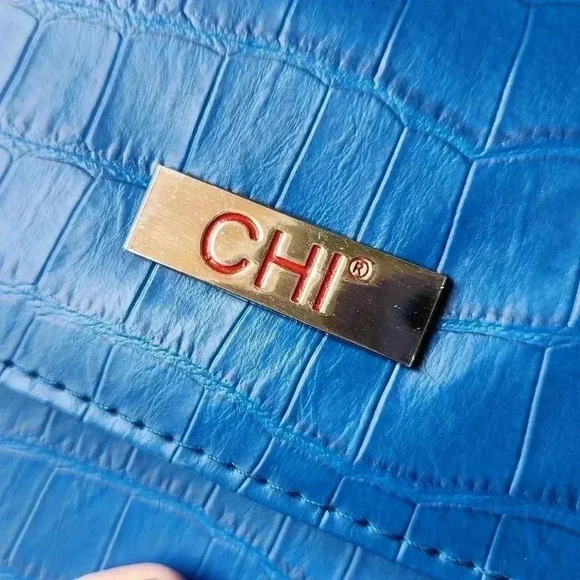 CHI Blue Faux Snake Skin Clutch Purse - Picture 4 of 12